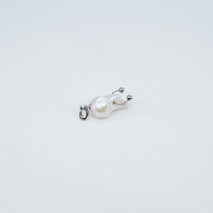 Natural Freshwater Baroque Pearl 'Single C-ring Punk' Pendant｜Cyber Sea Pearl