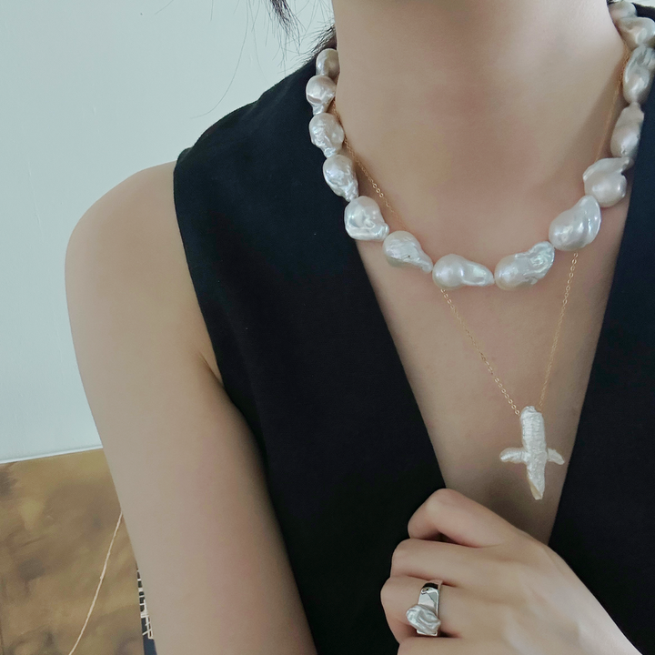 Cross-Shaped Baroque Freshwater Pearl Necklace｜Cyber Sea Pearl