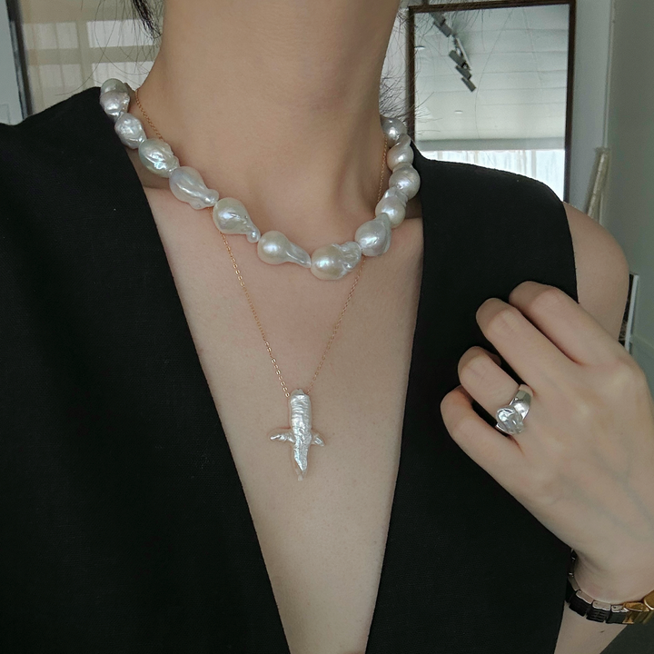 Cross-Shaped Baroque Freshwater Pearl Necklace｜Cyber Sea Pearl