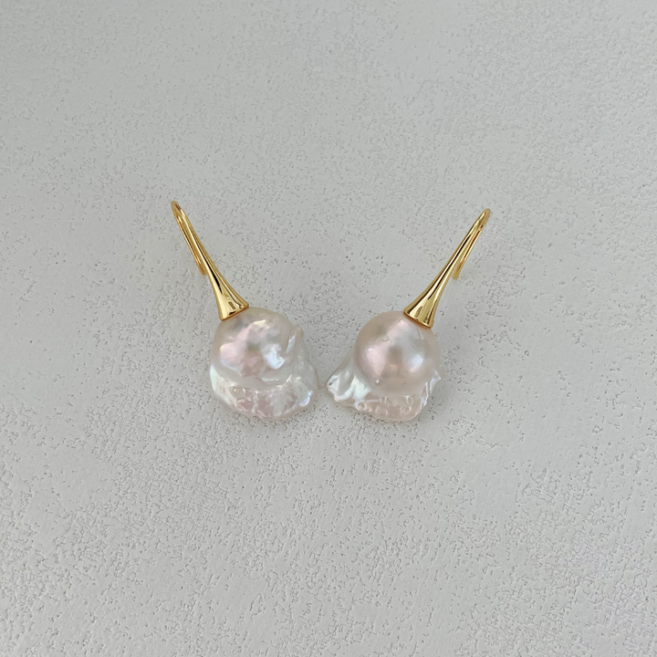 18-20mm Cold White Baroque Freshwater Pearl Long Drop Earrings｜Cyber Sea Pearl