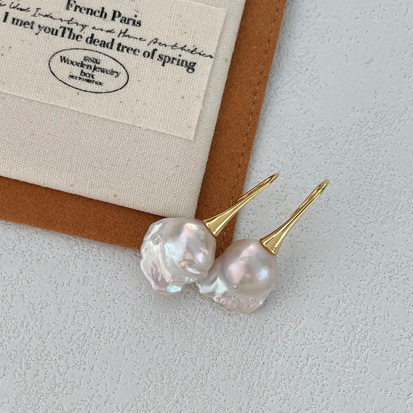 18-20mm Cold White Baroque Freshwater Pearl Long Drop Earrings｜Cyber Sea Pearl